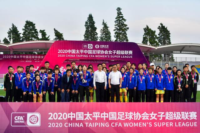国企总部现状透视：如同清末朝廷的奢华表象